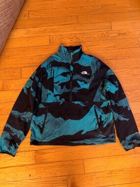 The North Face Men’s Teal and Black Patterned Pullover Hoodie